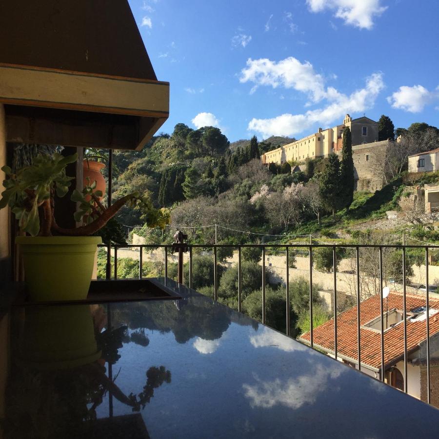 B&B Il Padrino Savoca Exterior foto